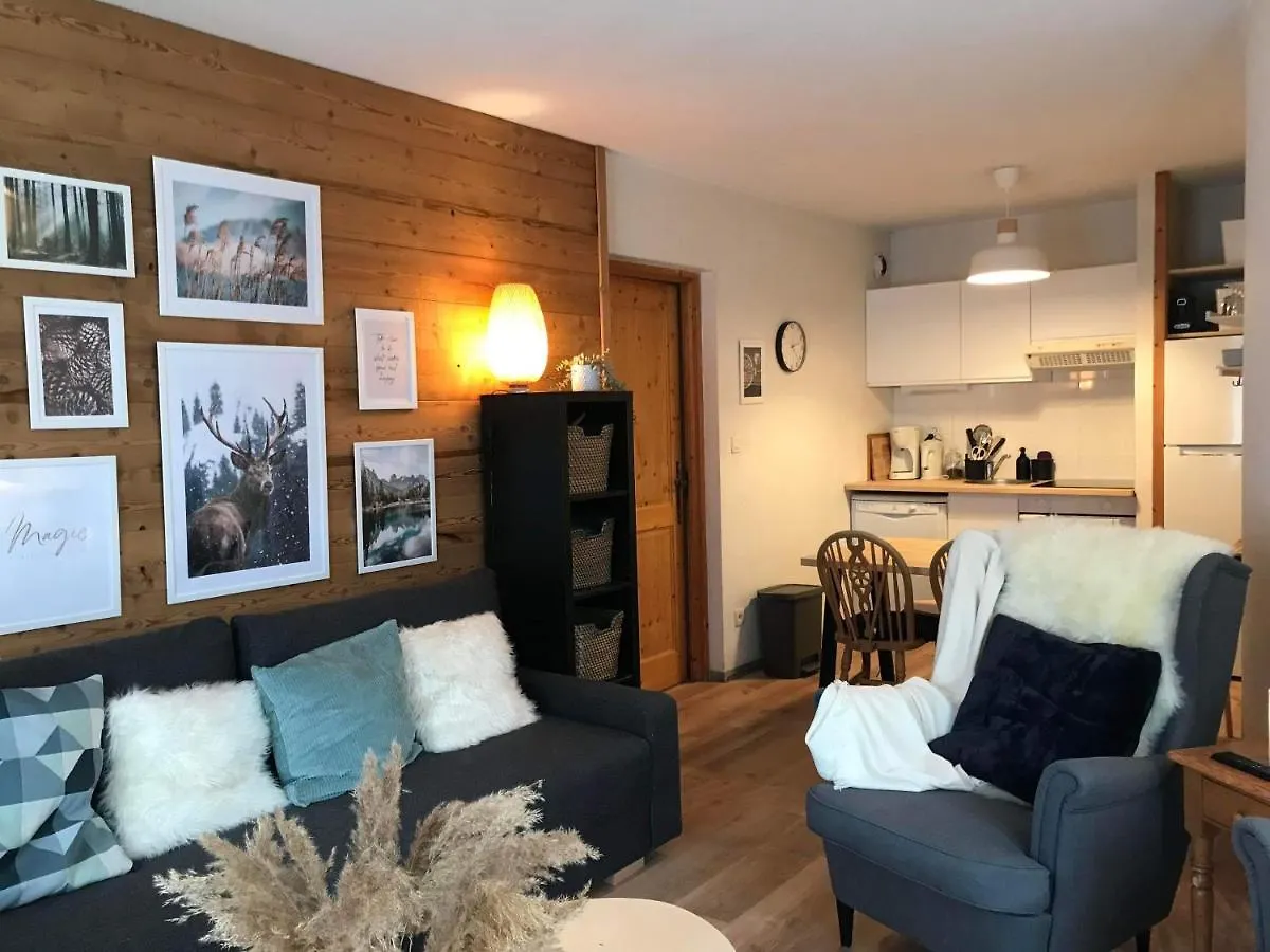 Appartement Cosy: Samoens Retreat with Indoor & Outdoor Pools